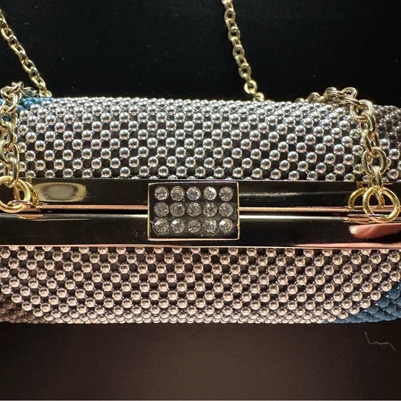 Vintage LA Regale Box Clutch - Picture 3 of 8